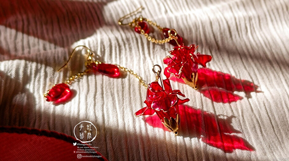 Carnation earrings