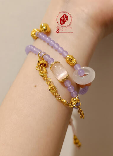 purple chalcedony